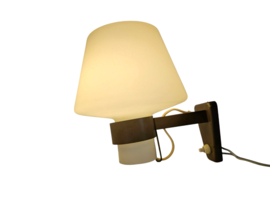 Philips - Made in Holland - designer Louis Kalff - model NX 34E - wandlamp - satijnglas - 60's