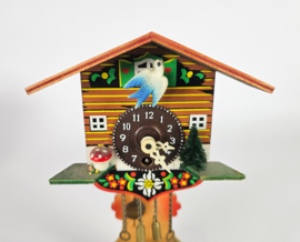 Miniatuur - Schwartzwald - staand klokje met slinger  - opwindbaar - West-Germany - 3e kwart 20e eeuw