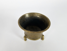 Wierrook - offer pot - koper - gegraveerd - China -  3e kwart 20 e eeuw