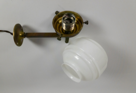 Giso Gispen - wandlamp - set (2) - messing - opaalglas -  2e kwart 20e eeuw