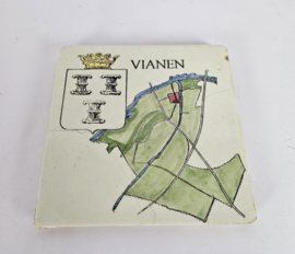 Kunstaardewerkfabriek De Drietand - Gouda - 3 x tegel - Vianen  - 3e kwart 20e eeuw