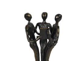 Brons / Verbronsd beeld op sokkel -  '3 gestileerde figuren lezen een goed boek'