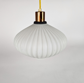 Vintage - Ufo lamp - opaline - koper - Scandinavisch - 1970s