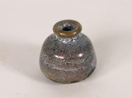 Mobach keramiek - miniatuurvaasje - gesigneerd - 1965-1980