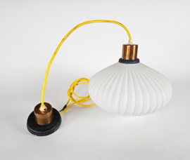 Vintage - Ufo lamp - opaline - koper - Scandinavisch - 1970s