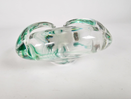 Kristalunie Maastricht - Max Verboeket  - dubbelwandige vaas met ingesloten  groene kleuren - 60's