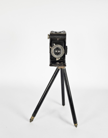 Kodak - London- 100mm - Anaston F/6.3 Mount 370 Camera - W/ Brownie "DAKON" met statief - 1940's