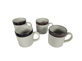 Arabia -  'Karelia'-servies - 17-delig- ontwerp Anja Jaatinen-Winquist - Finland - 70's