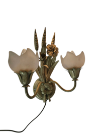 LS Italy  - vintage wandlamp (2)  - metalen goudkleurige bloemen met korenaren - 1970's