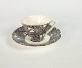 Plateelbakkerij Zuid Holland (PZH) - Gouda - Holland - kop en schotels (4) -  1950