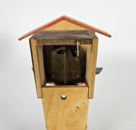 Miniatuur - Schwartzwald - staand klokje met slinger  - opwindbaar - West-Germany - 3e kwart 20e eeuw