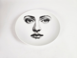 Piero Fornasetti -  Tema e Variazioni - wandbord - no. 6   - Milano - 2000