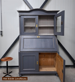 Unieke vintage secretaire – authentiek, doorleefd & karaktervol