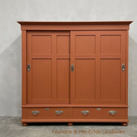 Prachtige vintage XL kast in zachtgroen div. kleuren