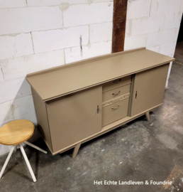 Bijzonder Vintage Mid Century dressoir