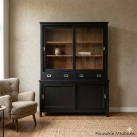 Strakke Vitrinekast – Tijdloos & Sfeervol