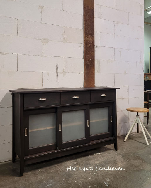 Klein Dressoir met Geblindeerd Glas – Stoer & Stijlvol /a 4628
