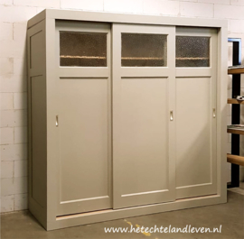 Handmade kast /oude schuifdeuren /  demontabel / e4024