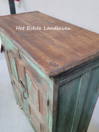 Stoere Vintage Look Vitrinekast – Unieke Kleurenmix