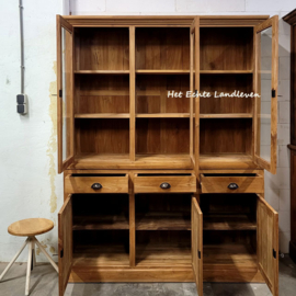 Mooie statige buffetkast / kan in ieder kleur / a4645