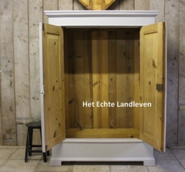 Nieuwe  landelijke Maatwerk kast / Demontabel / gewenste kleur/ mw 108