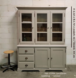 Verkocht / Gave oude kast /Lade / a4557