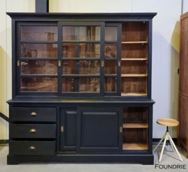 Vitrine met kast / schuifdeuren / lade