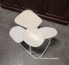 Vintage Sixties Plantentafeltje – Tijdloze Retro Stijl - a4606