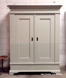 Mooie Oude vintage  Kast – Tijdloze Elegantie  / r4594