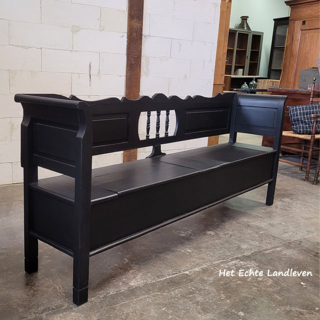 Stijlvolle Zwarte Klepbank – Landelijk, Vintage en Stoer /a4617