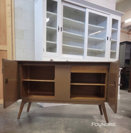 Jaren 60 dressoir – retro vintage look
