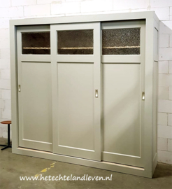 Handmade kast /oude schuifdeuren /  demontabel / e4024