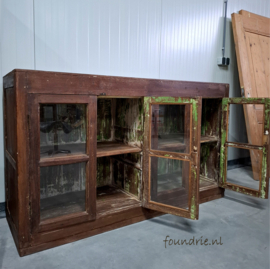 Uniek Dressoir / Vitrinekast