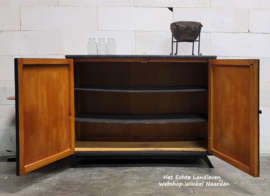 Gaaf sixties lage  kast/  a4569