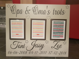 Opa & Oma's trots met 3 kinderen 60x50 cm