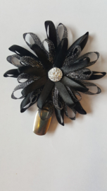 Showspelt zwart / zwart zilver groot