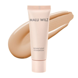 Radiant Light Foundation 25 ml. nr. 15 light medium