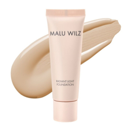 Radiant Light Foundation 25 ml. nr. 05 cool fair