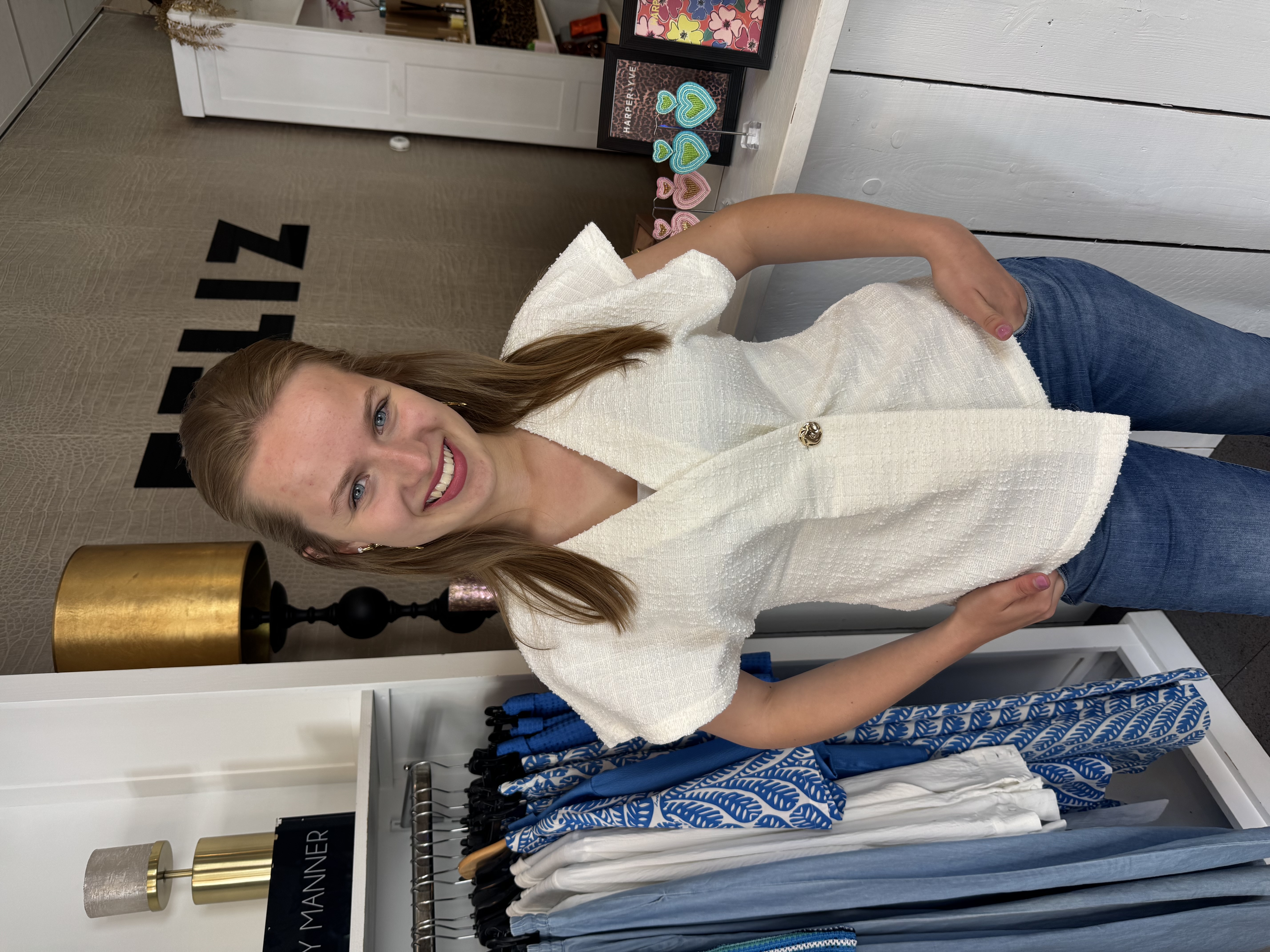 SistersPoint top Evela | Cream