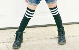 Knee socks white stripes