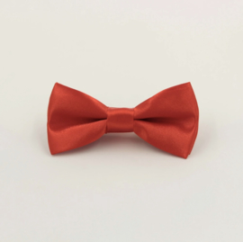 Bow tie red