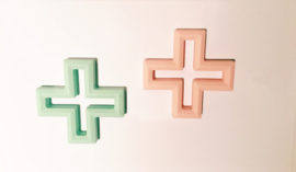 Cross teether (2 colors)