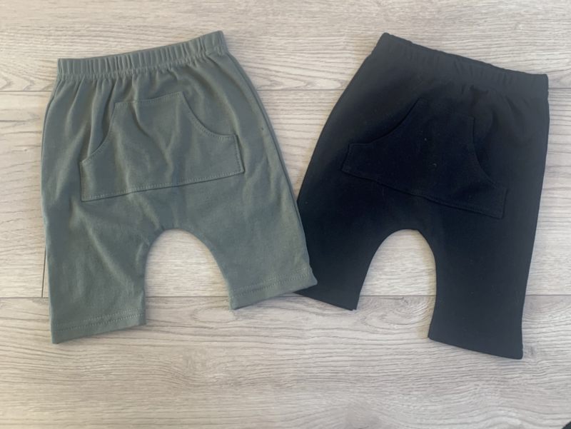 Kangaroo pocket shorts