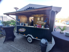 Wafelkraam inclusief bakker 2 uurtjes uitdelen.