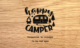 Borrelplank Happy Camper - Reis & Avontuur graveringen
