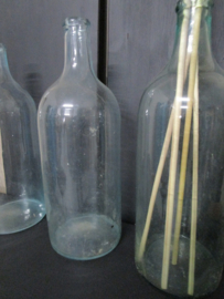 Oude bottelfles gistfles  helder glas (37 cm)