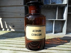 Oude apothekers fles met label "Acidum citricum" (21,5 cm)