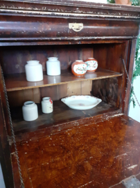 Stoere shabby biedermeier kast