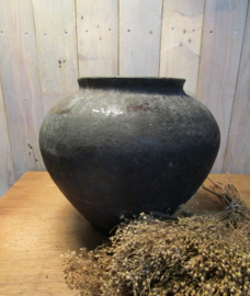 Oude terracotta pot (26 cm)