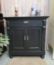 Zwarte vintage commode